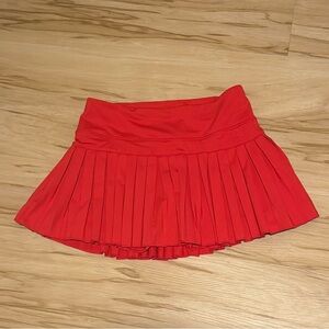 Red Gold Hinge Pleated Tennis Skirt Small
